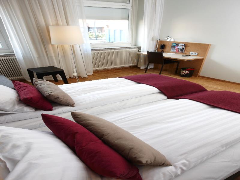 Scandic Billingen Skovde Bagian luar foto